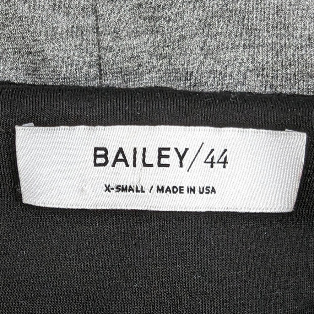 Bailey 44 Dress XS Women's Bell Sleeve Ponte Knit Shift Gray Mini - Picture 4 of 6